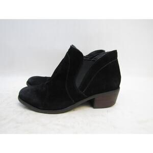 Me Too Womens Size 8 M Black Suede Chelsea Ankle Fashion Boots Bootie